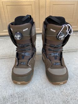 Vans Recco Snowboard Boots, Size 9,5