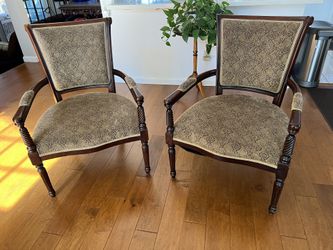 2 Vintage Accent Chairs 