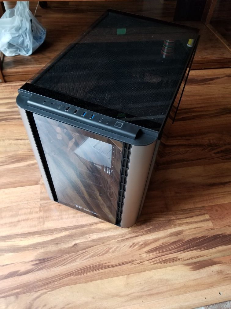 Thermaltake Level 20 XT PC Case