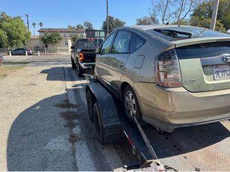 Tow trailer