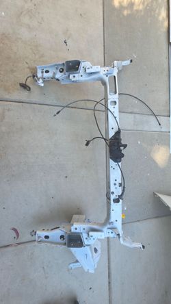 Radiator Suport 2016-19 chavrolet volt