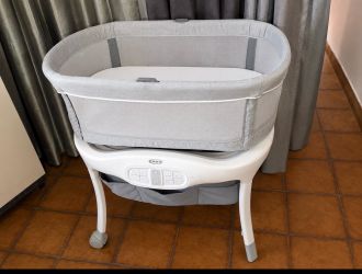🩶 Baby Essentials Bundle – Bassinet & 4moms MamaRoo 🩶