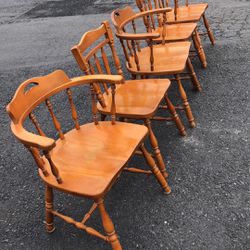 5 Good Condition 🪑 Chairs 