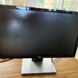 DELL COMPUTER MONITOR 24”