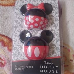 Mickey And Minnie Salt And Pepper Shakers