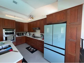 Kitchen cabinets