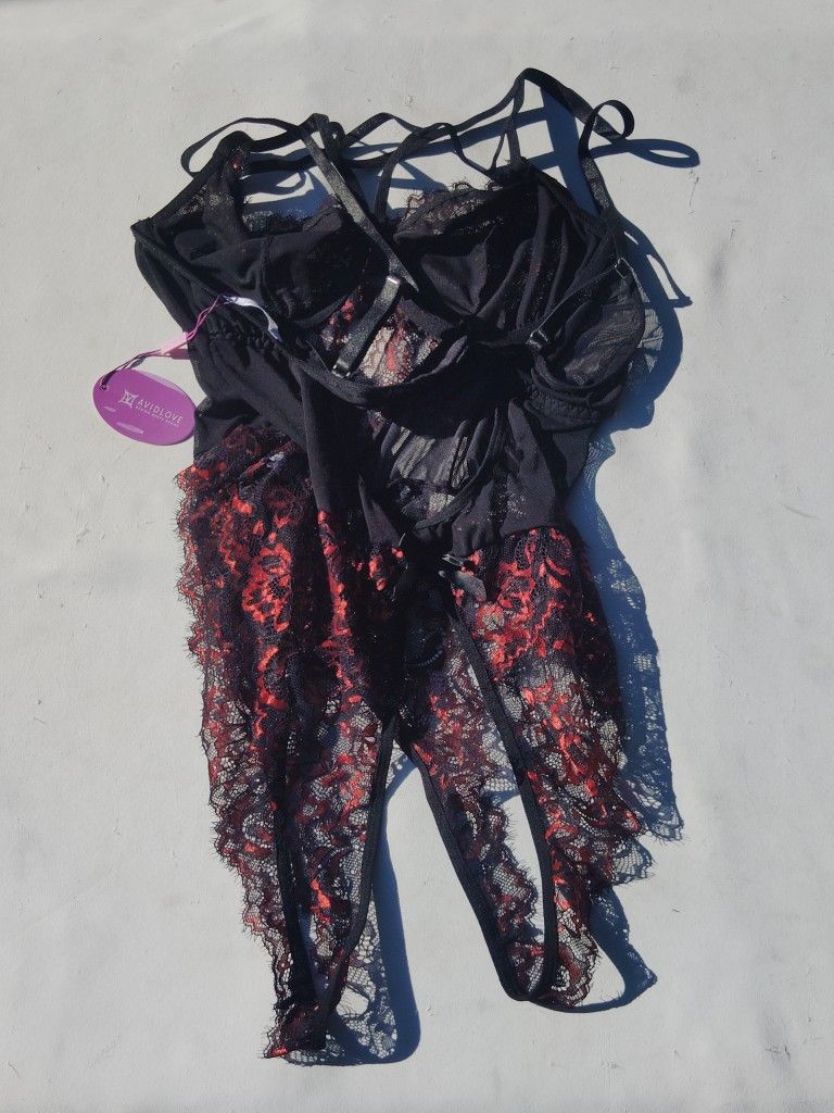 Red And Black Women's Sexy Lingerie XL