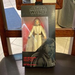 Star Wars The Black Series Luke Skywalker Brand New