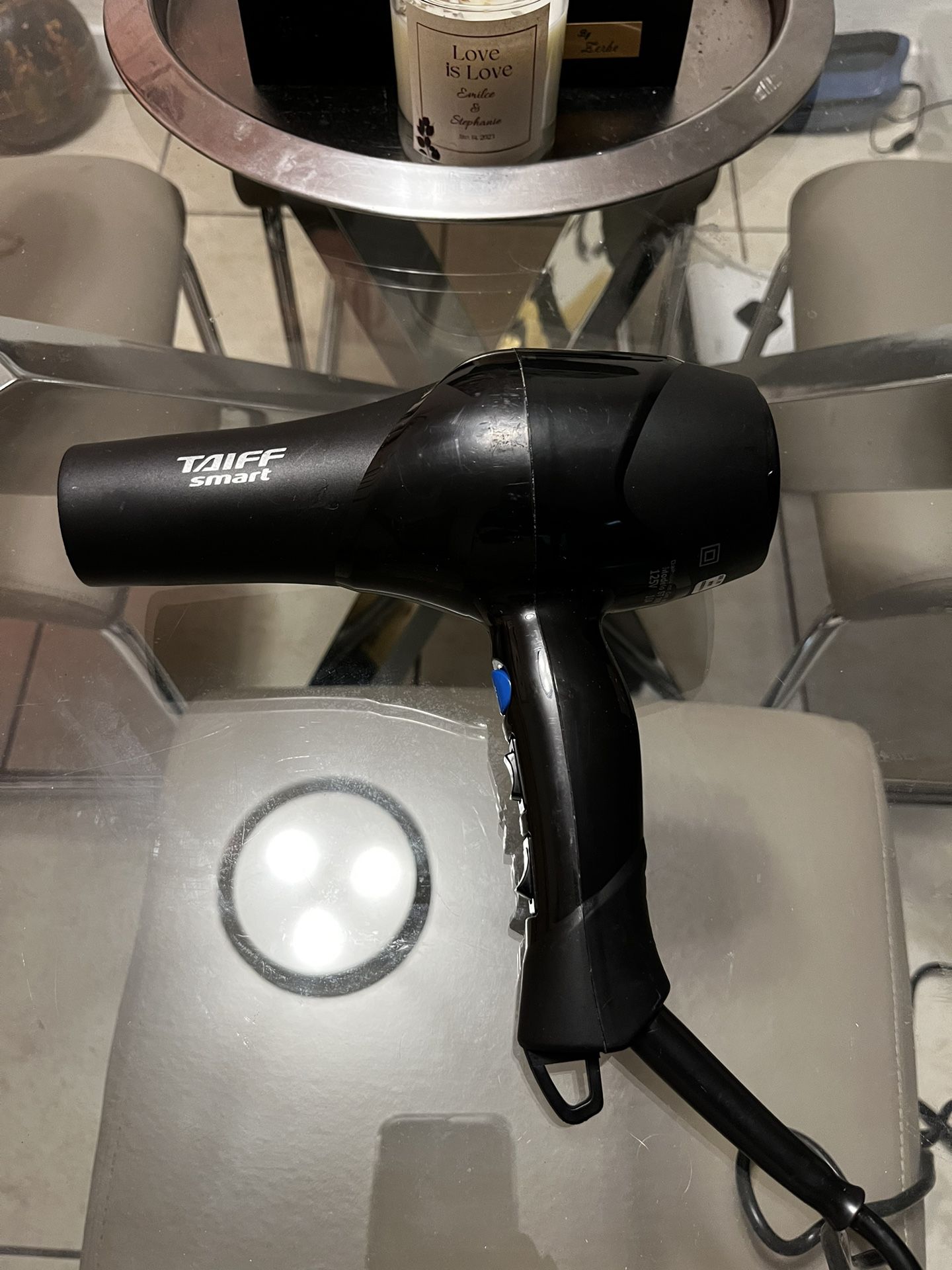 Taiff Smart Blow Dryer W/ Accessories $75 OBO/ Delivery Available 
