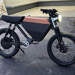 ONYX 84v fully charged motorcycle e-bike moped