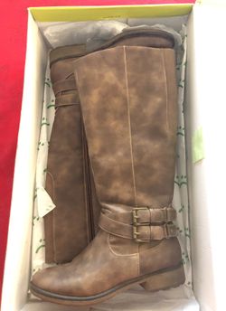 Women’s Boots - size 7