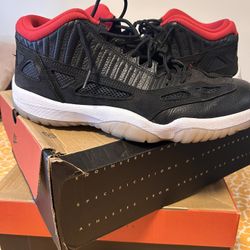 Air Jordan 11 Retro Low 