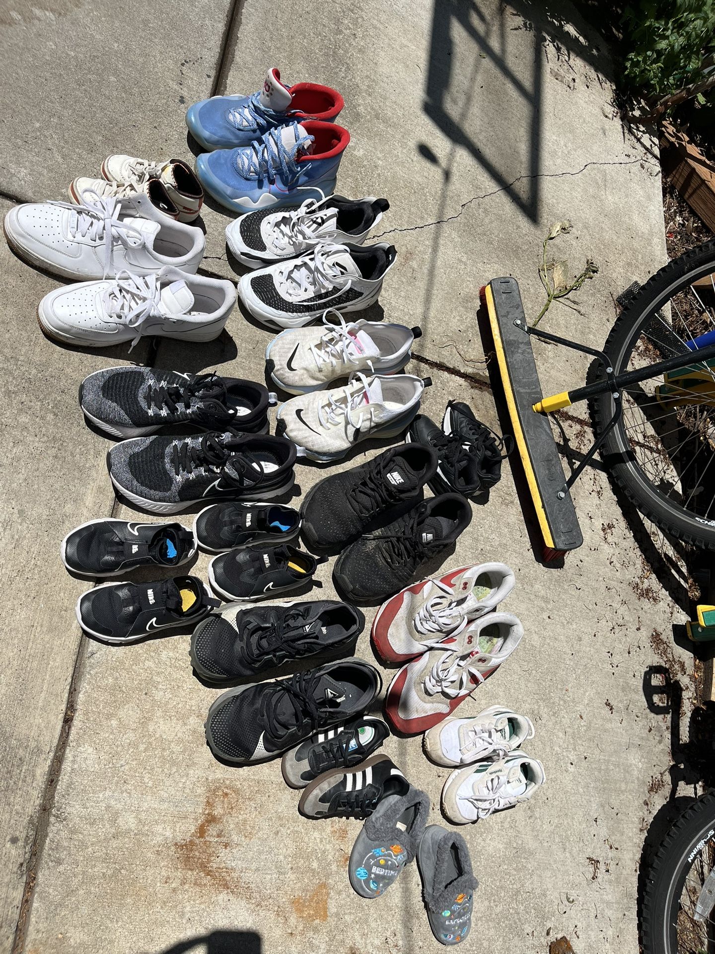 Nike Shoes 