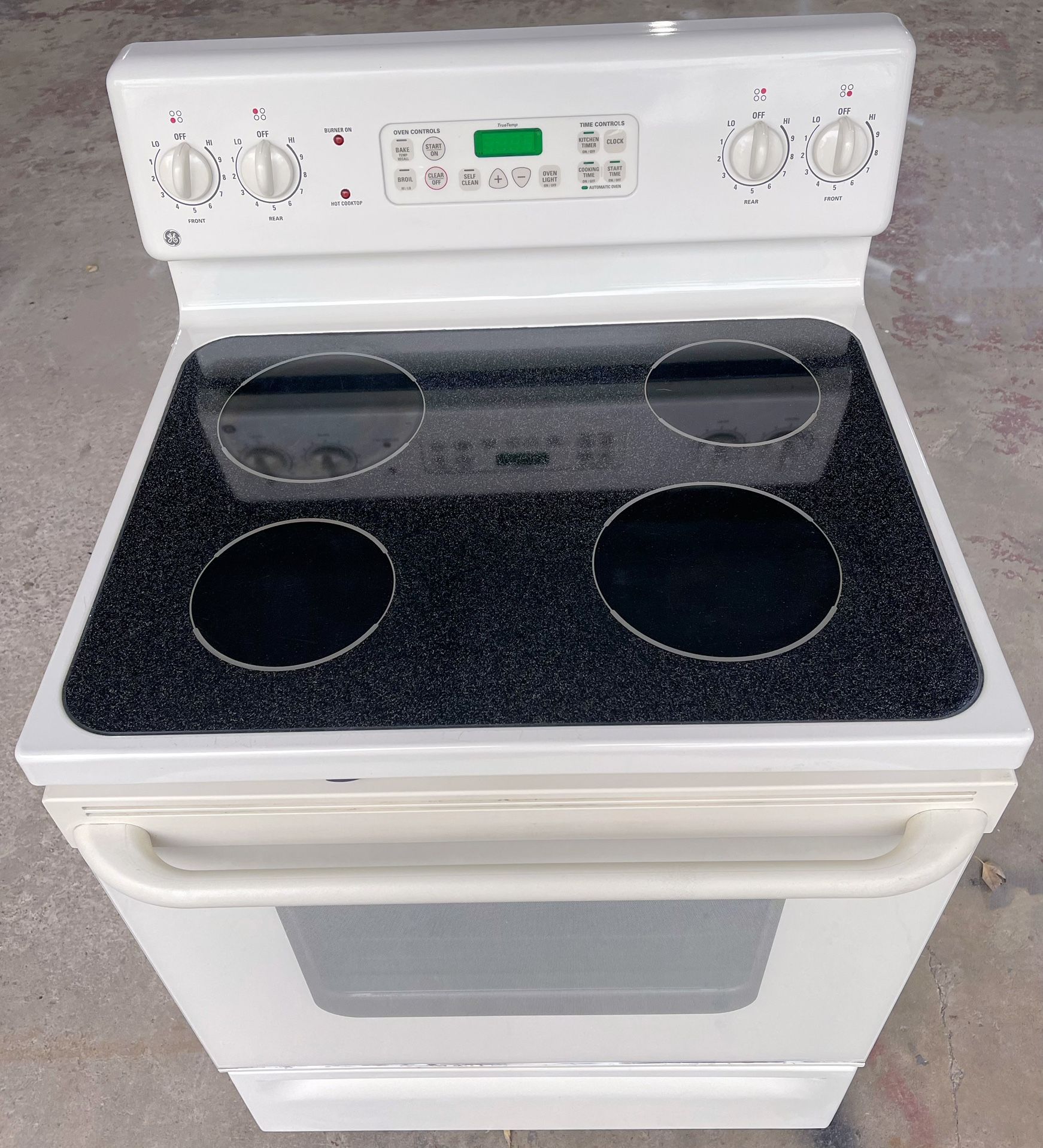 GE Glass Top Electric Range 