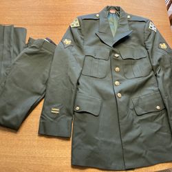 Vietnam era DEROSSI & SON SERGE AG-489 CLASS A DRESS GREEN ARMY UNIFORM