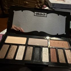 Makeup 