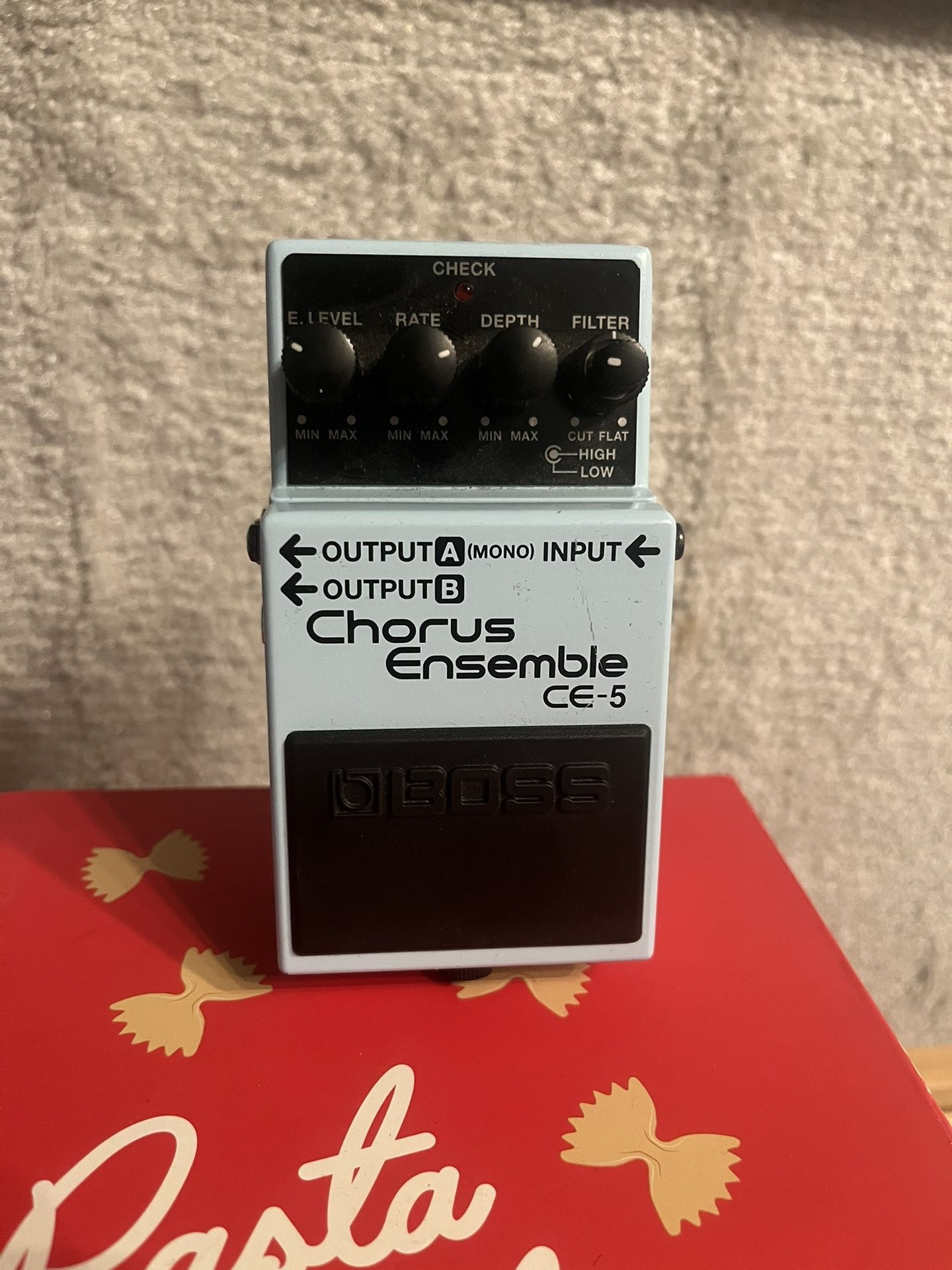 Boss CE5 Chorus Ensemble Pedal