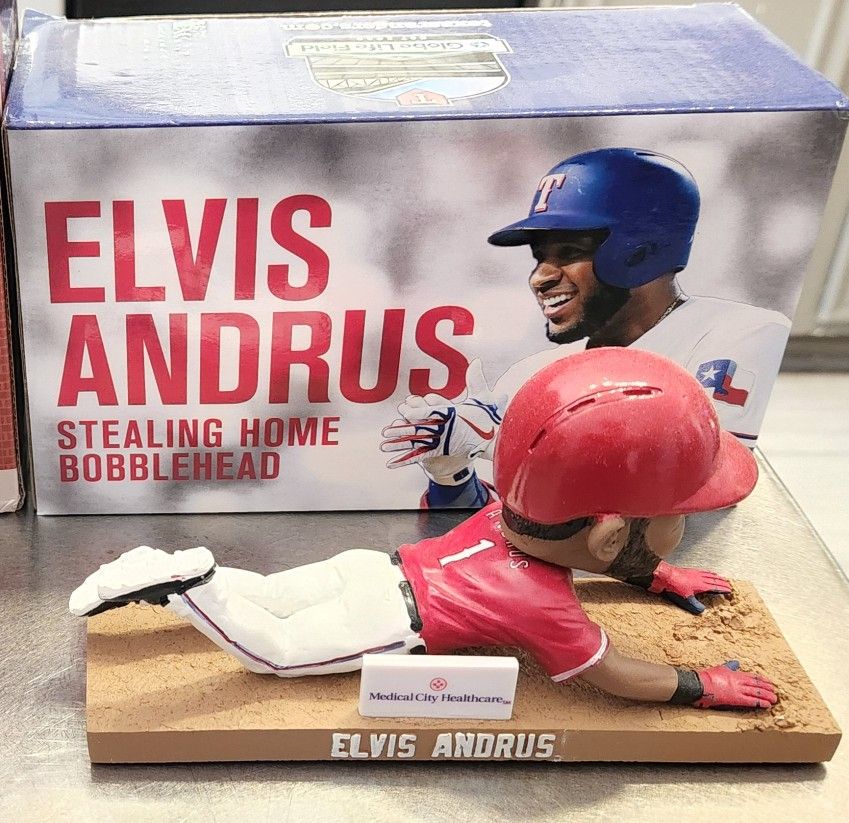 Texas Rangers Bobblehead - Elvis Andrus - Stealing Home