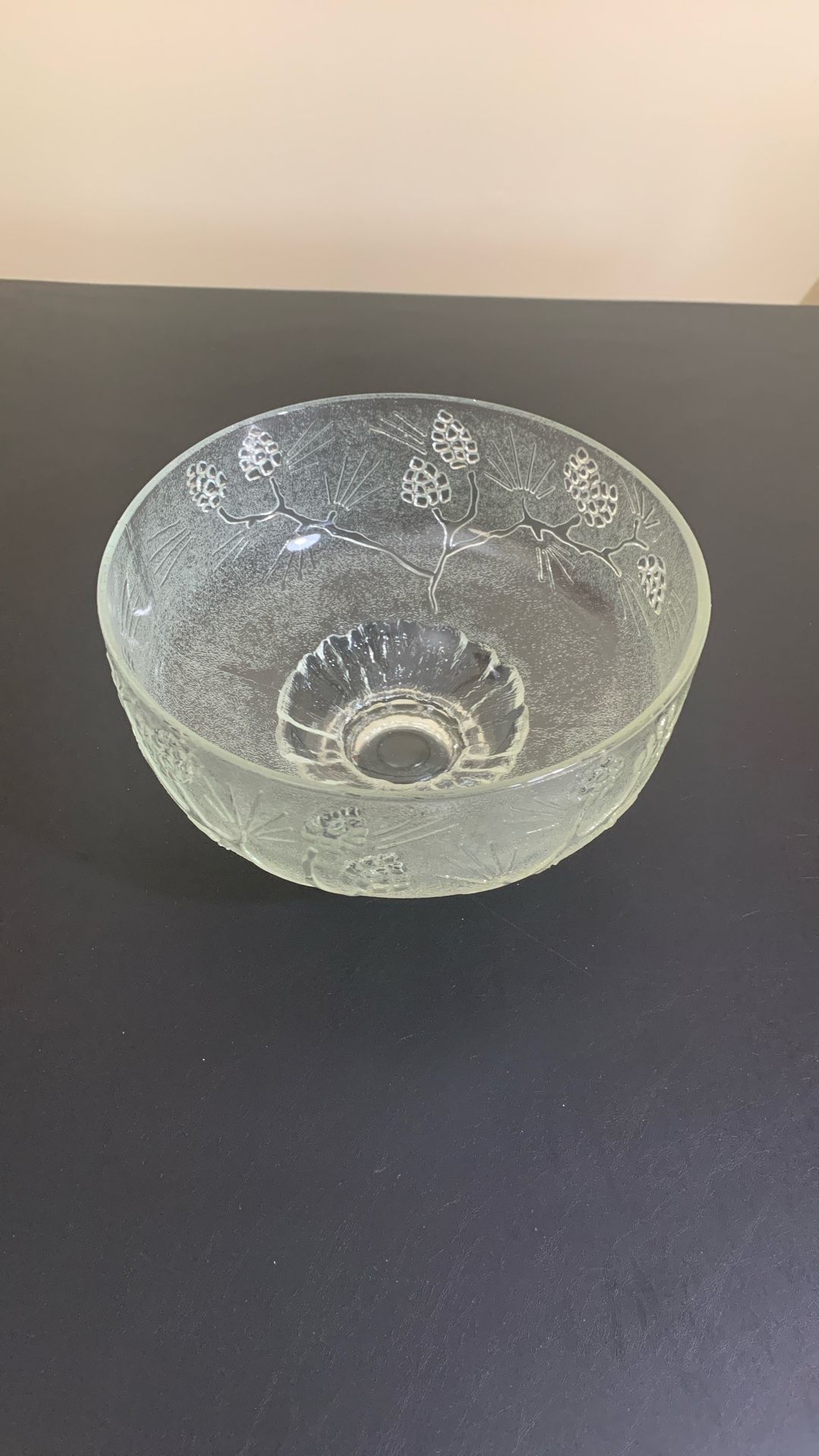 Tiara Ponderosa 9 Inch Salad Bowl