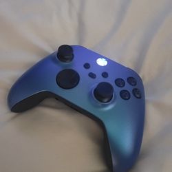 Xbox Core Wireless Controller – Shock Blue
