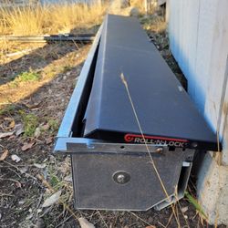 Truck Bed   Not For dodge  NE SA 