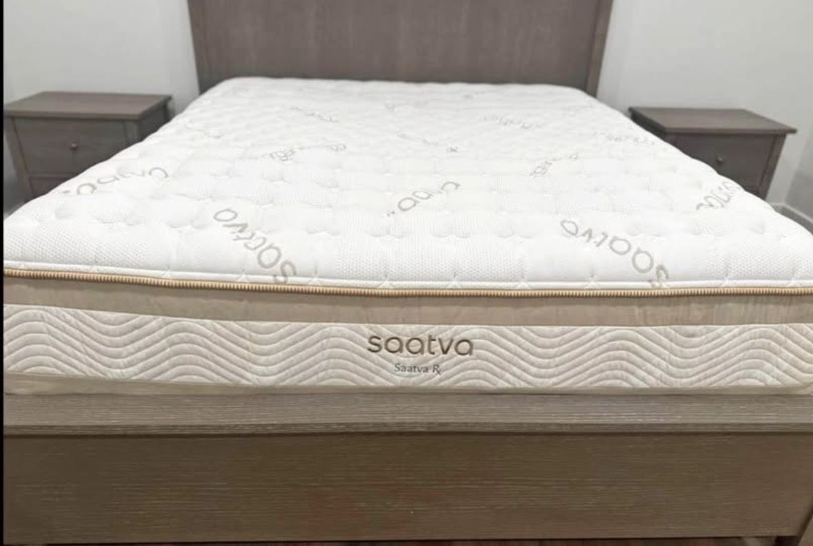 LIKE NEW! Saatva Rx California King Mattress Delivery Available!