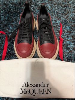 Alexander McQueen Tread Low Sneakers