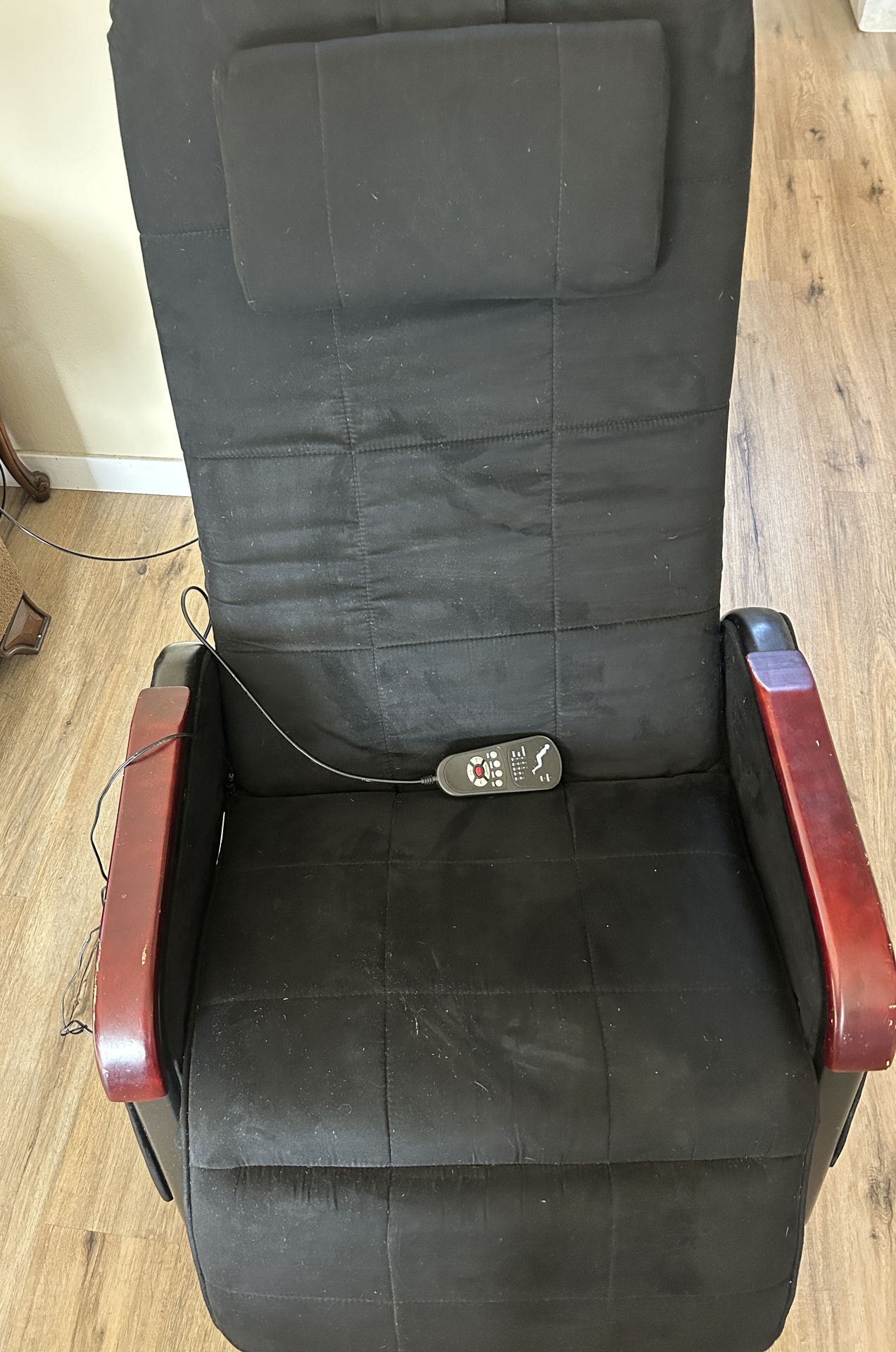 Free massage chair