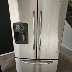 Whirlpool Fridgerator