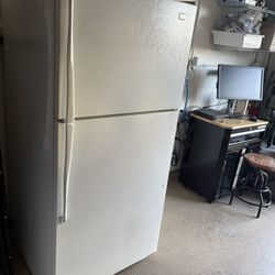 Whirlpool Refrigerator