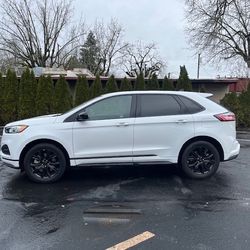 2023 Ford Edge 