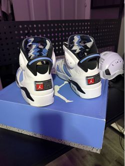 Jordan 6 UNC Blue, Size 12