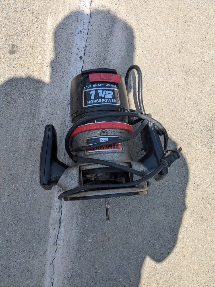 Craftsman Router
