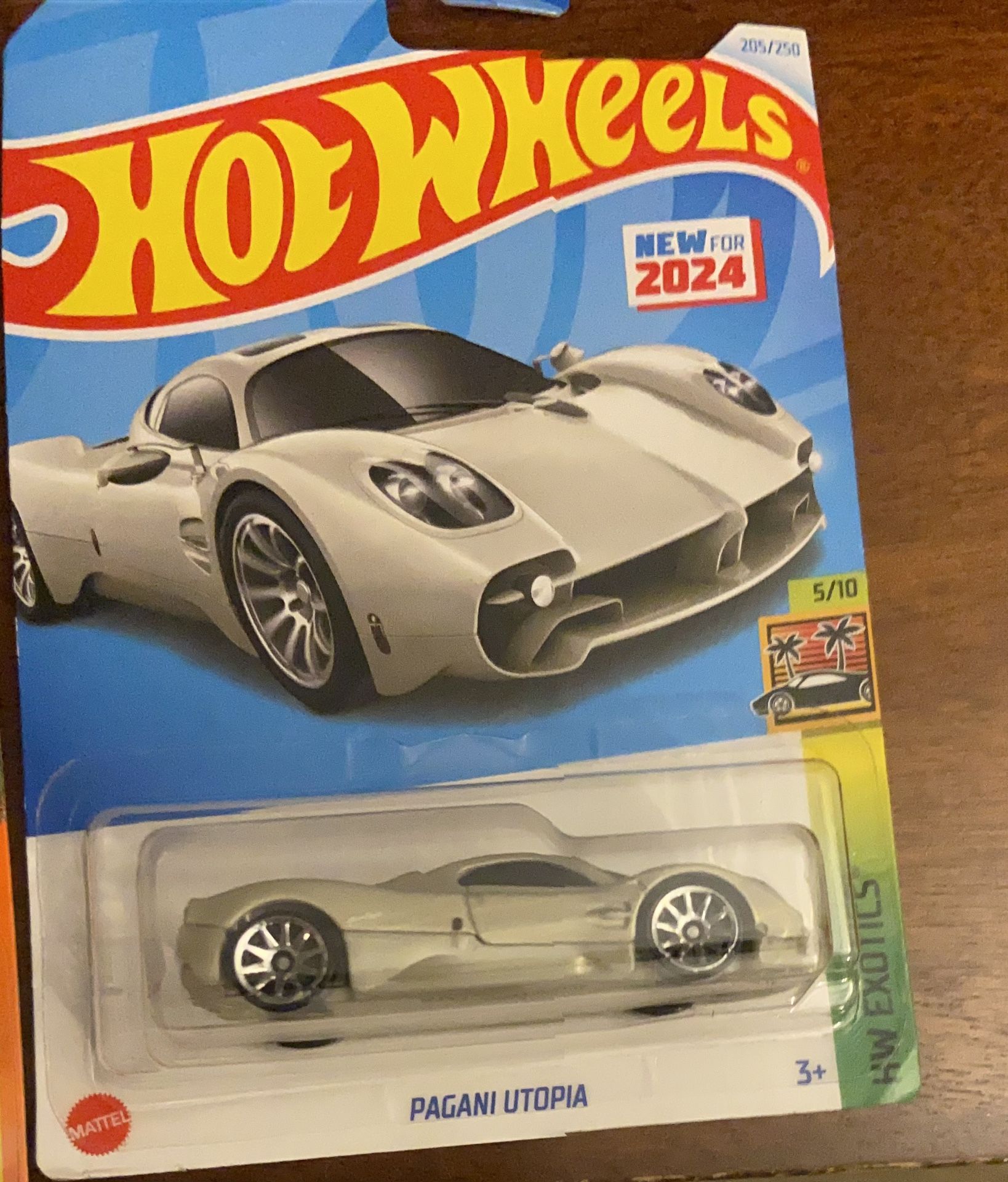 HOT WHEELS PAGANI UTOPIA 2024 Series HW EXOTICS #205/250