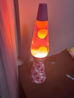 Hello kitty lava lamp