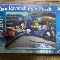 Ravensburger Disney Pixar Finding Nemo Puzzle 100 pc XXL