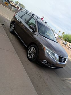 Nissan pathfinder 2015