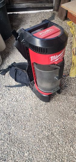 Compresor y aspiradora Milwaukee