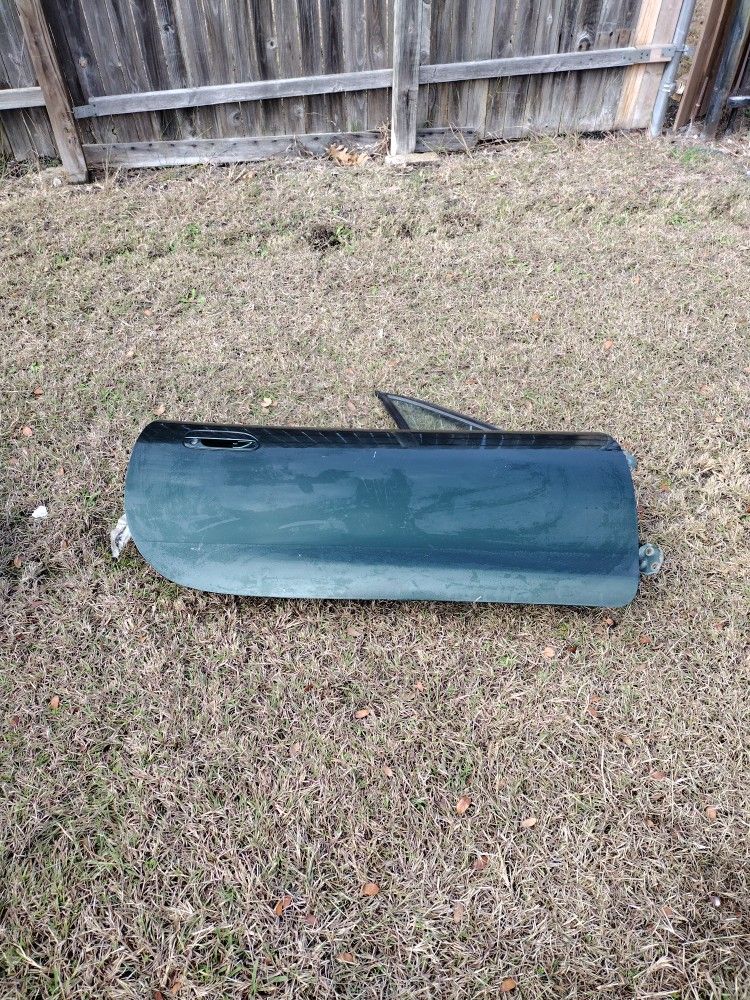 Mazda Miata NB Passenger Door And Passenger Quarter Panel