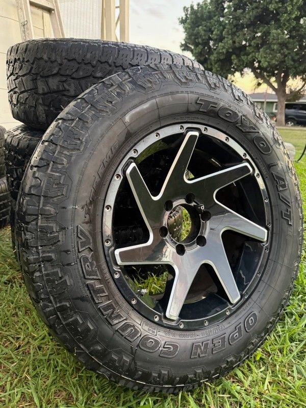 18 Inch 6 Lugs Wheels Chevy Silverado Tahoe Toyota Trucks Nissan GMC Sierra Escalade Rams And Tires