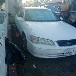 2000 TOYOTA CAMRY