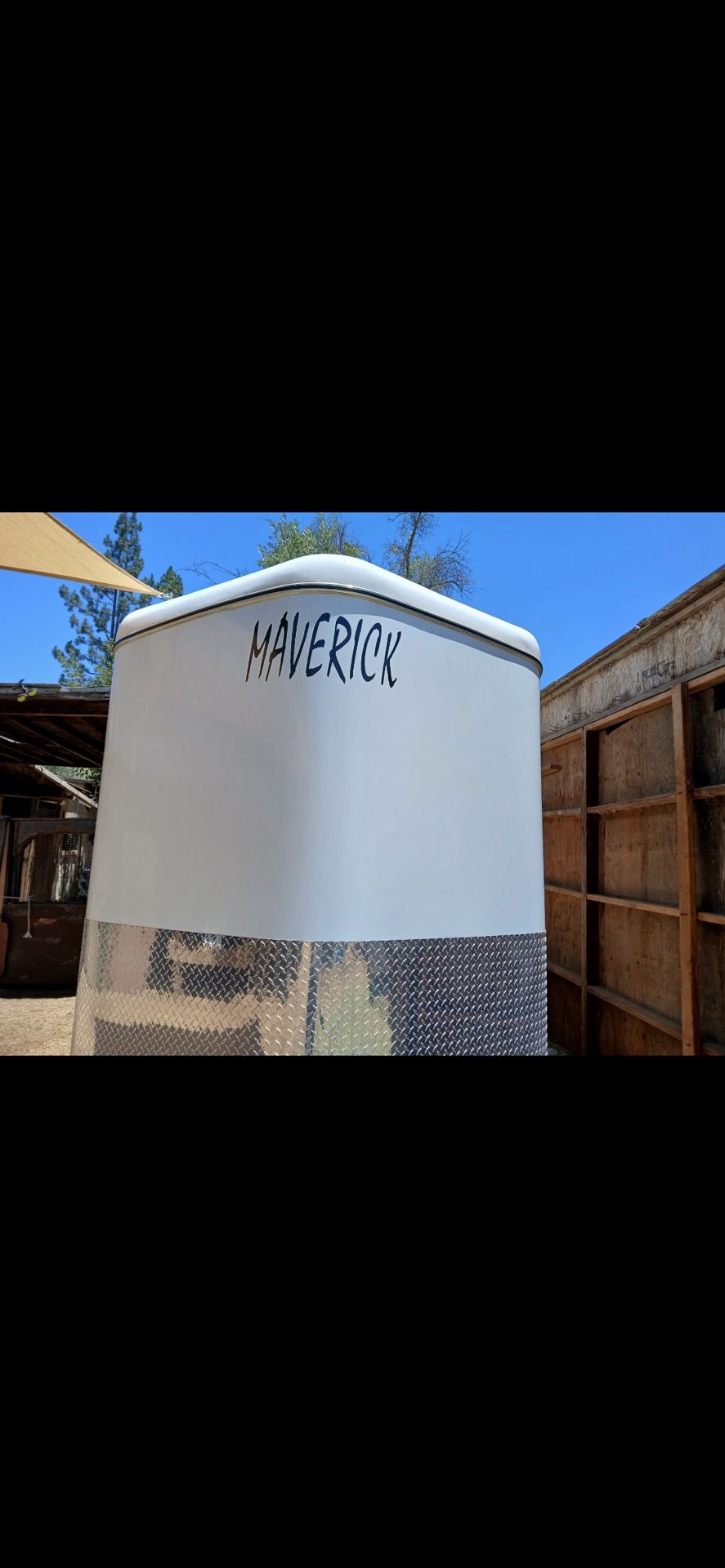 2 HORSE TRAILER MAVERICK 13