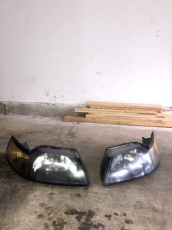 2004 Mustang Headlights