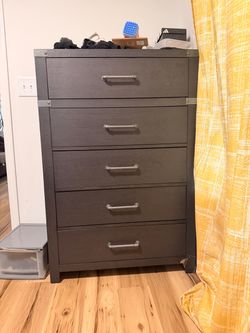 dresser