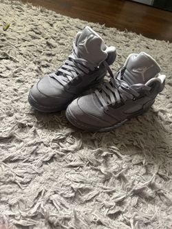 Jordan 5 wolf grey