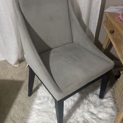 Vanity Chair 