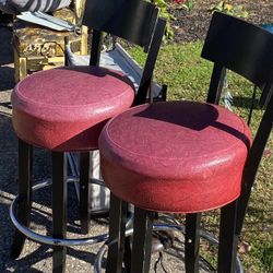 slightly used Beautiful Heavy Red leather(1)  Bar stool Chair
