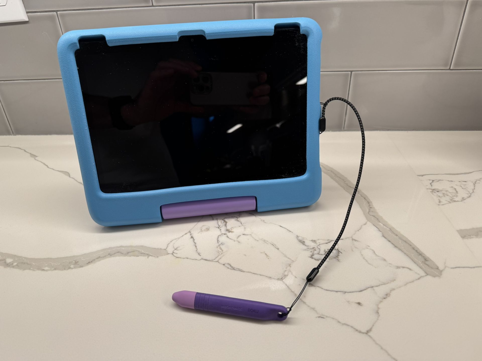 AMAZON FIRE HD KIDS TABLET 10in