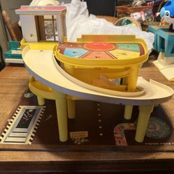 Fisher Price Little People Garage 