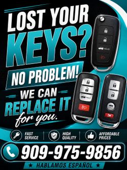 Car keys and remotes / llaves y control para autos